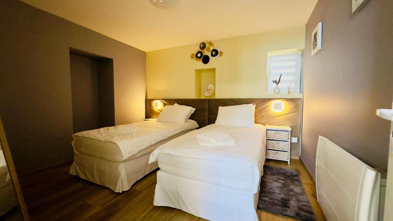 Appartement Cosy A Réminiac Exteriör bild